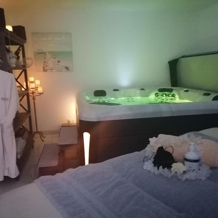 L'Instant Zen Naturiste Only Adulte Fresnay-en-Retz 外观 照片